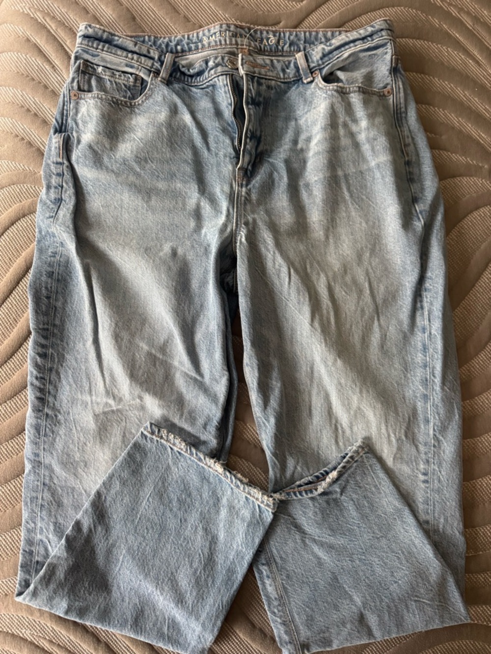 American Eagle Mom Jeans